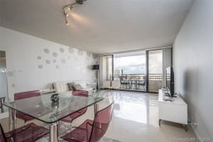 3505 S Ocean Dr, Hollywood, FL 33019, Sold 04/30/21