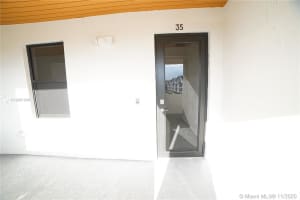 7925 NW 104th Ave, Doral, FL 33178, Sold 03/08/21