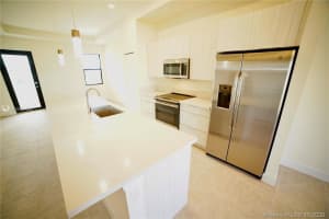 7925 NW 104th Ave, Doral, FL 33178, Sold 03/08/21
