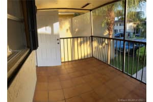 15629 SW 73rd Cir Terrace, Miami, FL 33193, Sold 03/10/21