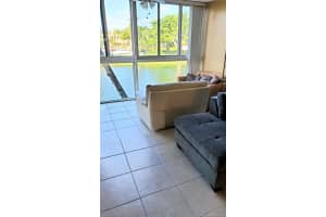 1101 NW 58th Terrace, Sunrise, FL 33313, Sold 06/01/21