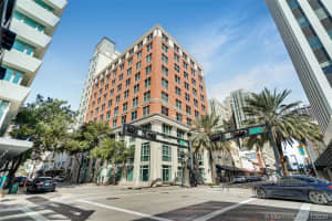 111 E Flagler St, Miami, FL 33131, Sold 12/18/20