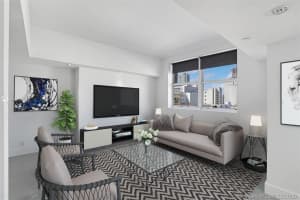 111 E Flagler St, Miami, FL 33131, Sold 12/18/20