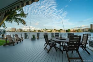 16511 NE 27th Pl, Miami, FL 33160, Sold 04/30/21