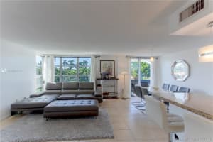 9800 W Bay Harbor Dr, Bay Harbor Islands, FL 33154, Sold 12/23/20