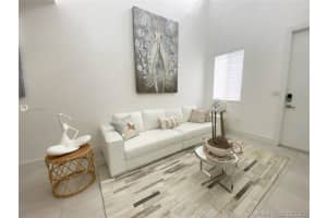 10241 NW 71st Terrace, Doral, FL 33178, Sold 06/01/21