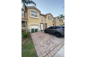 424 NE 21st Ave, Homestead, FL 33033, Sold 01/07/21