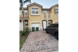 424 NE 21st Ave, Homestead, FL 33033, Sold 01/07/21