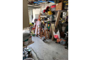 424 NE 21st Ave, Homestead, FL 33033, Sold 01/07/21