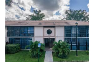 807 NE 199th St, Miami, FL 33179, Sold 01/06/21
