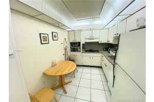 400 Kings Point Dr, Sunny Isles Beach, FL 33160, Sold 04/05/21