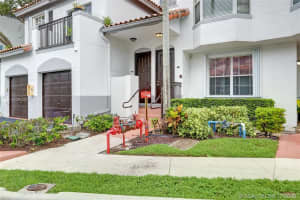 721 SW 148th Ave, Davie, FL 33325, Sold 02/22/21