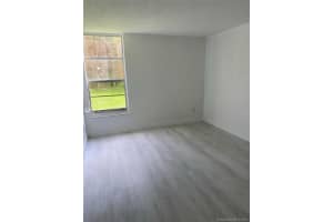 8841 W Flagler St, Miami, FL 33174, Sold 03/08/21