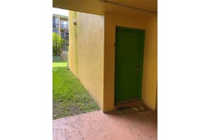8841 W Flagler St, Miami, FL 33174, Sold 03/08/21