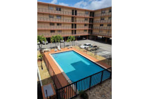 1075 W 68th St, Hialeah, FL 33014, Sold 03/08/21