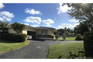 880 S Shore Dr, Miami Beach, FL 33141, Sold 01/08/21