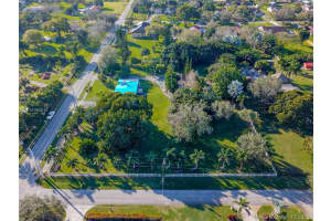 13900 SW 22nd Pl, Davie, FL 33325, Sold 02/12/21