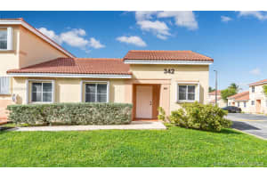 342 NW 114th Ave, Miami, FL 33172, Sold 12/22/20