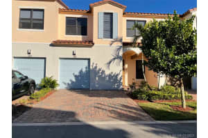 141 NW 209th Trail, Pembroke Pines, FL 33029, Sold 05/03/21