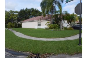 174 Granada Ave, Weston, FL 33326, Sold 12/16/20