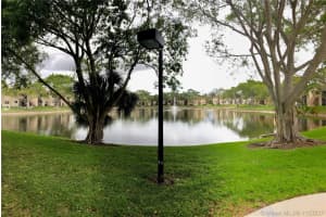651 Cypress Lake Blvd J19, Pompano Beach, FL 33064, Sold 12/10/20