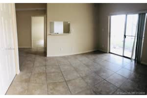 651 Cypress Lake Blvd J19, Pompano Beach, FL 33064, Sold 12/10/20