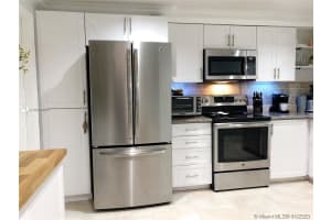 1372 Veracruz Ln, Weston, FL 33327, Sold 12/12/20