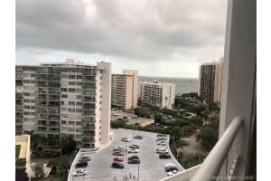 170 SE 14th St, Miami, FL 33131, Sold 03/30/21