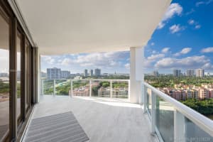 19500 Turnberry Way #12b, Miami, FL 33180, Sold 05/21/21