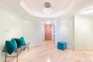 19500 Turnberry Way #12b, Miami, FL 33180, Sold 05/21/21