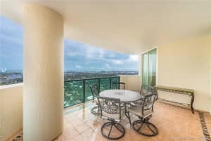 411 N New River Dr E, Fort Lauderdale, FL 33301, Sold 06/08/21