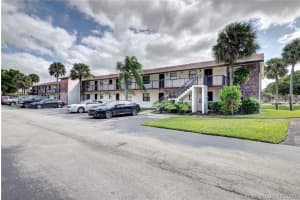 6020 Shaker Wood Cir, Tamarac, FL 33319, Sold 12/24/20