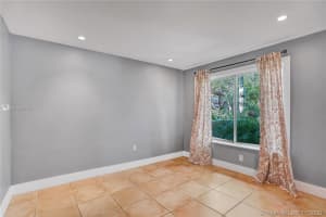 10930 SW 75th St, Miami, FL 33173, Sold 12/12/20