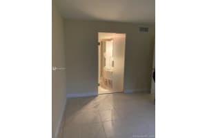 300 W Park Dr Apt 104-8, Miami, FL 33172, Sold 12/10/20