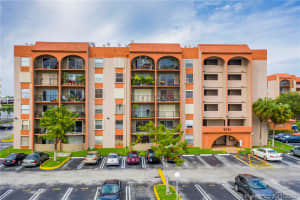 5201 NW 7th St, Miami, FL 33126, Sold 12/29/20