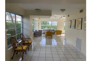 1428 Euclid Ave APT 501, Miami Beach, FL 33139, Sold 01/15/21