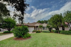 3290 SE Cambridge Dr, Stuart, FL 34997, Sold 04/05/21