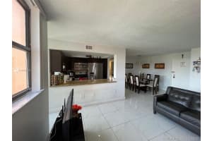 9400 W Flagler St, Miami, FL 33174, Sold 01/05/21