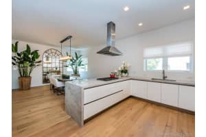 213 Water Way, Miami Beach, FL 33141, Sold 12/15/20