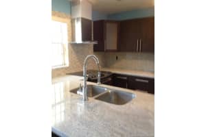 221 Meridian Ave, Miami Beach, FL 33139, Sold 07/21/21