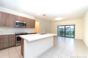 7809 NW 104th Ave, Doral, FL 33178, Sold 04/06/21