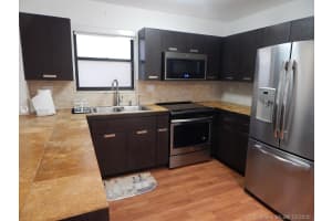 55 Ocean Ln Dr, Key Biscayne, FL 33149, Sold 02/24/21