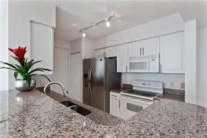 1155 Brickell Bay Dr, Miami, FL 33131, Sold 06/03/21
