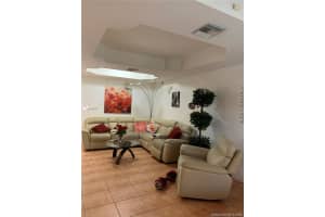 8400 NW 140th St, Miami Lakes, FL 33016, Sold 01/04/21