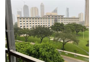 17500 N Bay Rd S606, Sunny Isles Beach, FL 33160, Sold 05/31/21