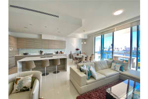 3300 NE 188th St LPH11, Aventura, FL 33180, Sold 06/04/21