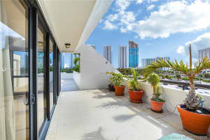 408 Poinciana Island Dr, Sunny Isles Beach, FL 33160, Sold 04/15/21