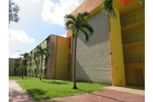 666 W 81st St, Hialeah, FL 33014, Sold 12/17/20