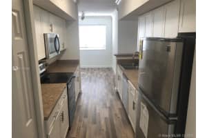11630 SW 2nd St, Pembroke Pines, FL 33025, Sold 03/19/21