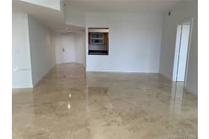 400 Alton Rd, Miami Beach, FL 33139, Sold 03/11/21